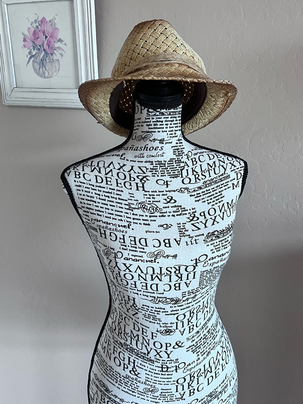 Daniel Cremieux Straw Fedora Hat in Natural Tan